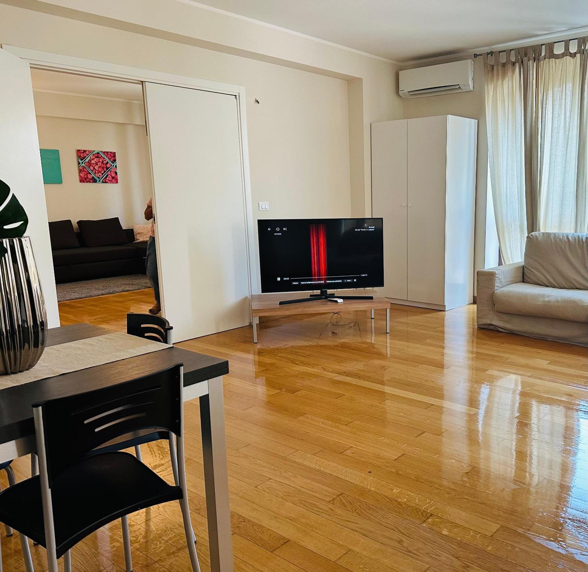 Lux Studio And Apartment Catánia Buitenkant foto